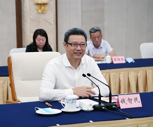 國家電投黨組書記、董事長錢智民拜會重慶市委副書記、市長唐良智
