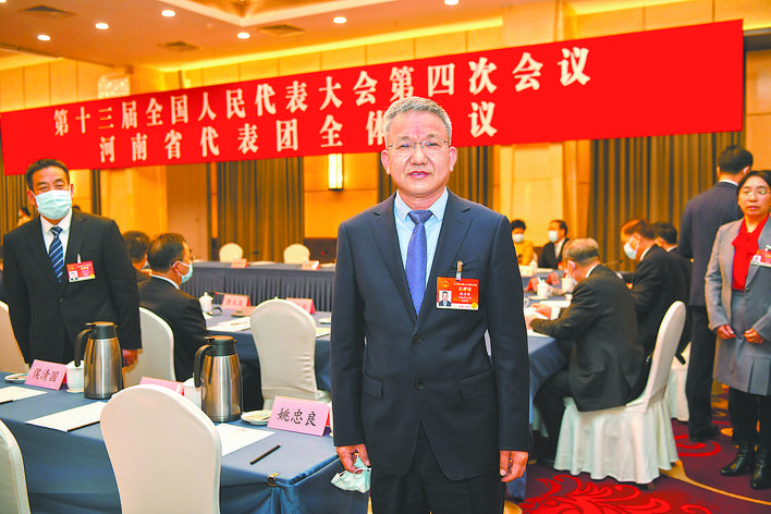 全國人大代表國網(wǎng)新源控股有限公司董事長、黨委書記 侯清國：完善電價機制 促進抽水蓄能