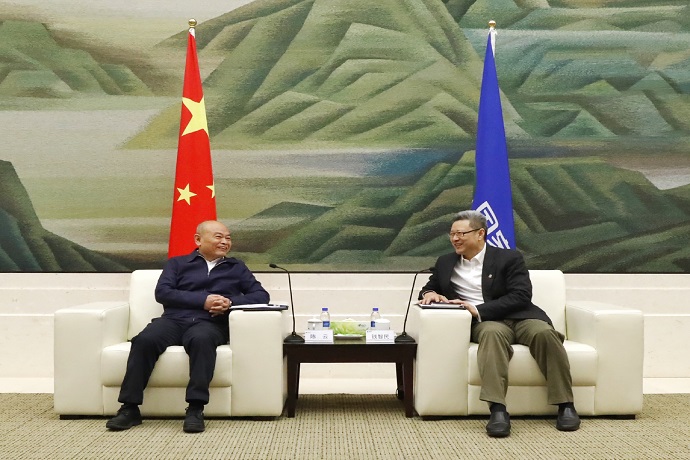 錢智民會(huì)見(jiàn)中國(guó)中鐵董事長(zhǎng)、黨委書記陳云