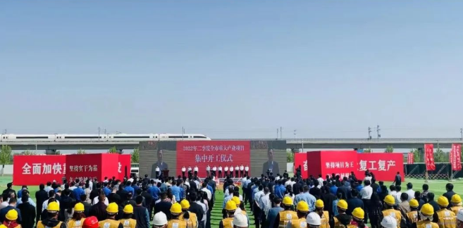 東方日升、晶科、阿特斯同時(shí)擴(kuò)產(chǎn)！