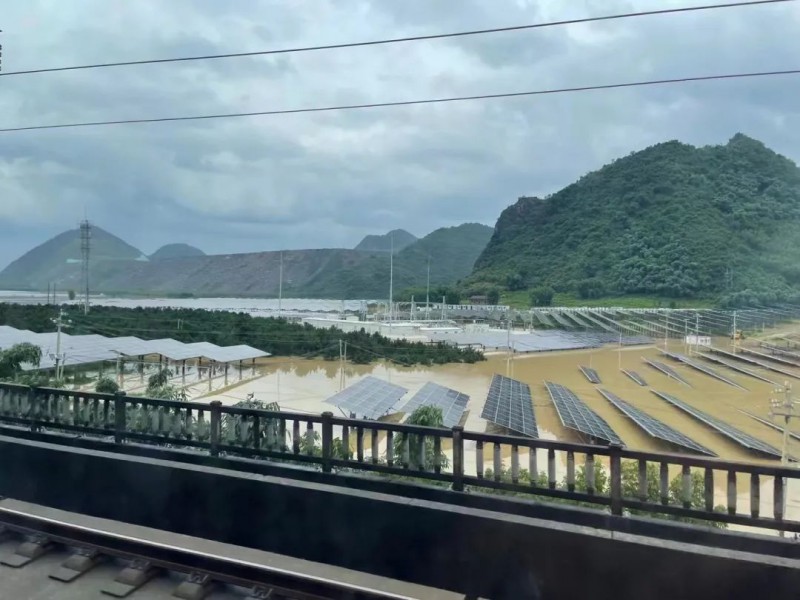 地面電站秒變漂浮電站，又一光伏電站被水淹！