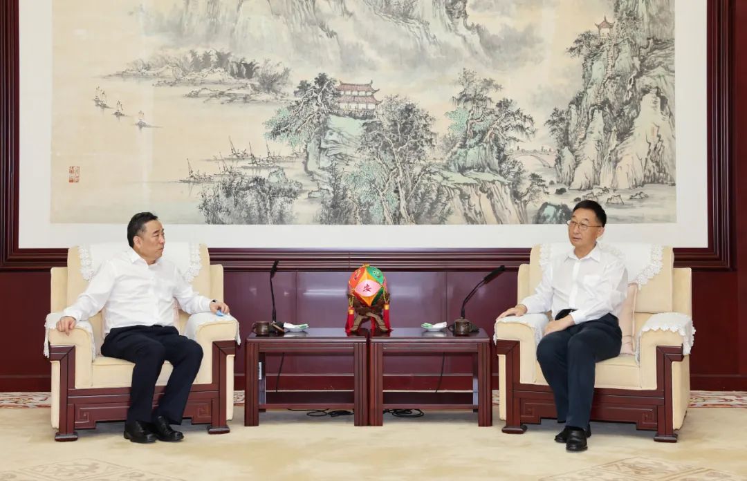 宋海良拜會(huì)廣西壯族自治區(qū)黨委書記劉寧、自治區(qū)主席藍(lán)天立