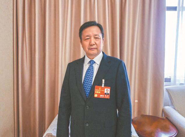新型電力系統(tǒng)建設(shè)為電力裝備制造業(yè)帶來新機遇——訪全國人大代表，全國工商聯(lián)副主席，特變電工股份有限公司黨委書記、董事長張新