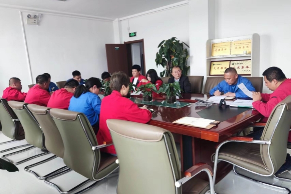 內(nèi)蒙古電力集團烏海千里山供電公司：對標新細則，完成班組定級工作