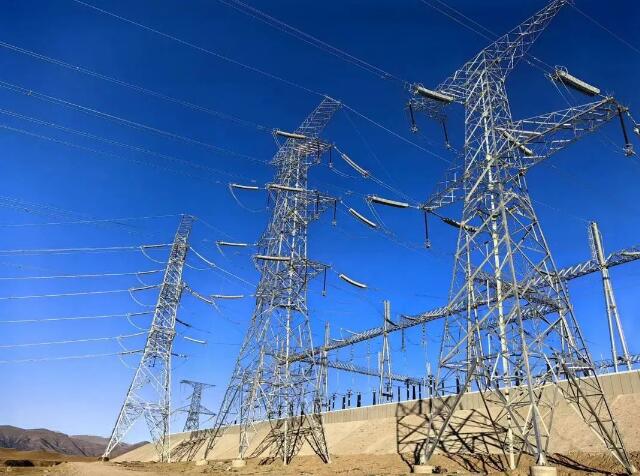 青?，敔枔跛娬?30千伏輸電線路全面竣工