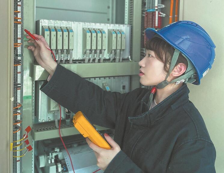 卓穎：干一行專一行，讓運維“跑”在故障前