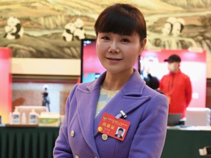 四川省政協(xié)委員李佳蔚：四川要優(yōu)化碳產(chǎn)品、參與碳交易，不斷完善碳設施
