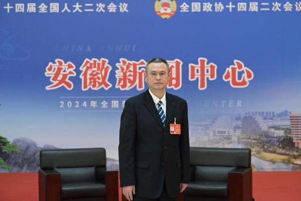 程韜代表：支持引入新質(zhì)生產(chǎn)力，鼓勵(lì)新能源商用車發(fā)展